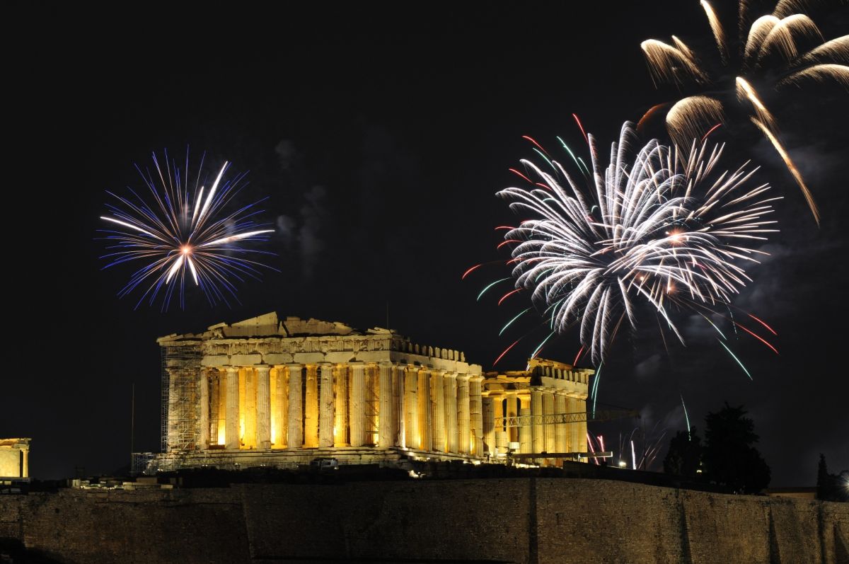 Athens New Years Eve 2024 Pub Crawl Amazing Fireworks Views